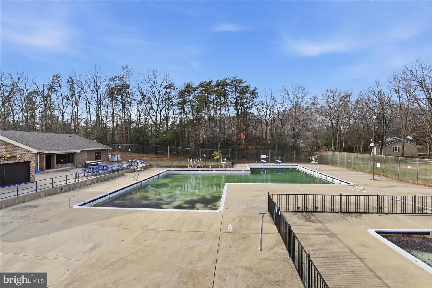 3454 Tamarack Court photo 35