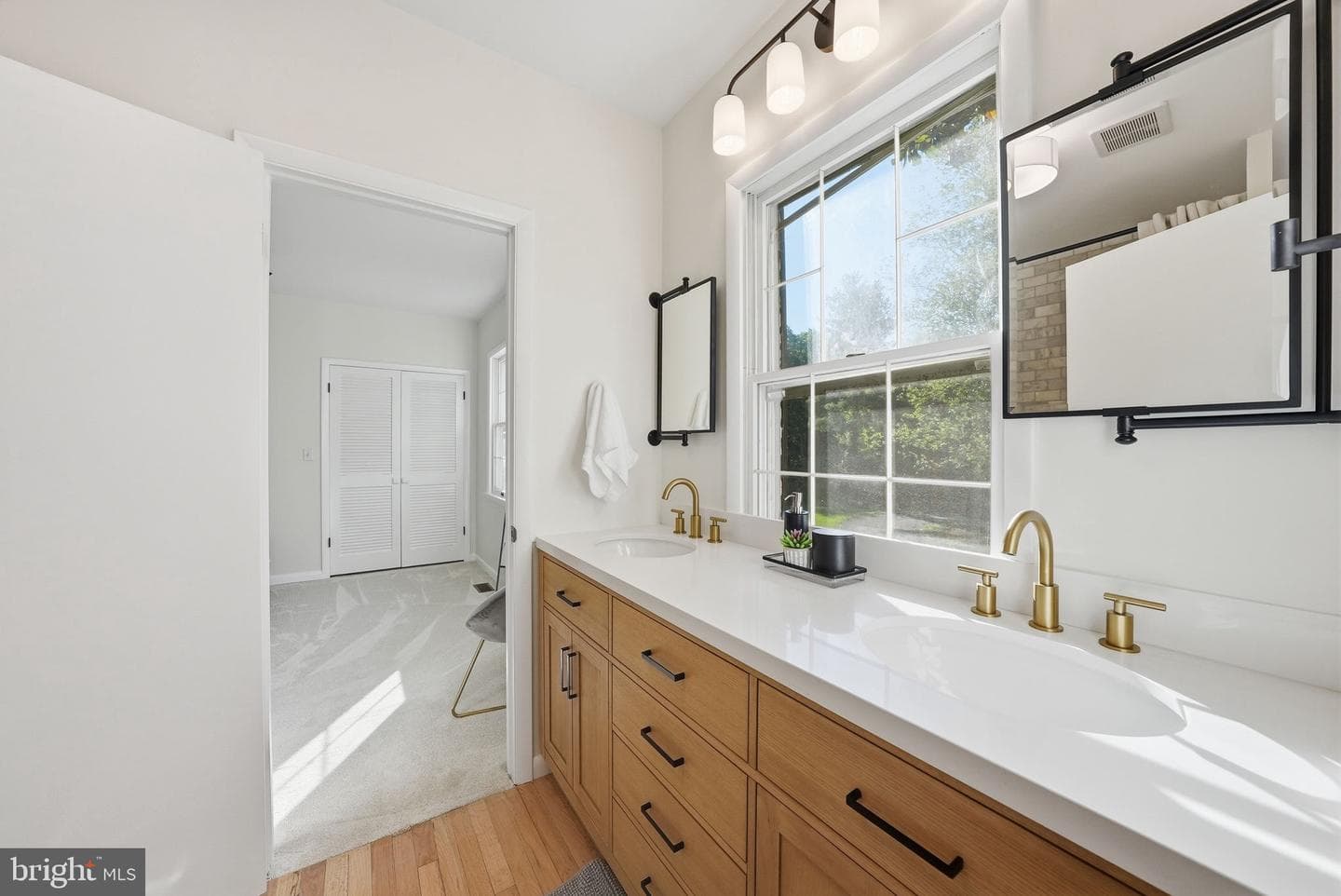 1100 Cataway Place photo 31