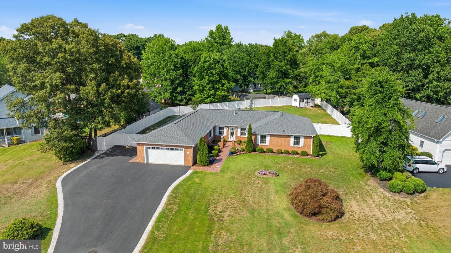 18 Quailwood Parkway, La Plata