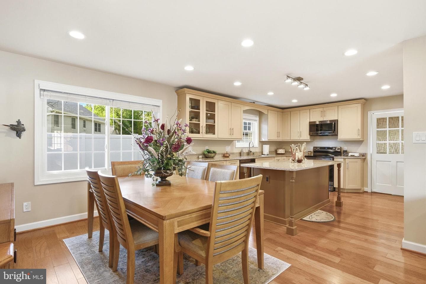 18 Quailwood Parkway photo 44