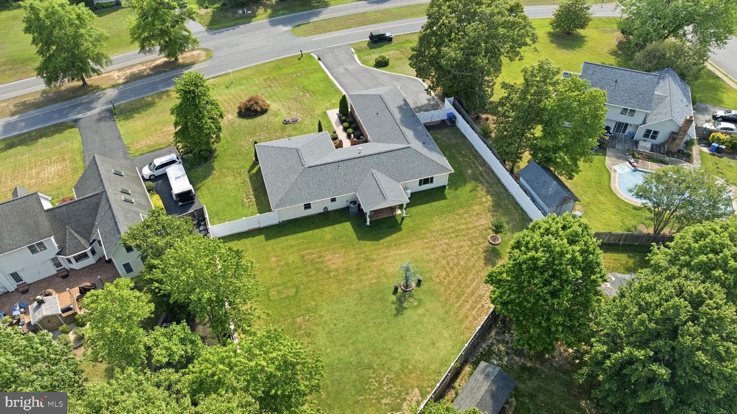 18 Quailwood Parkway photo 9