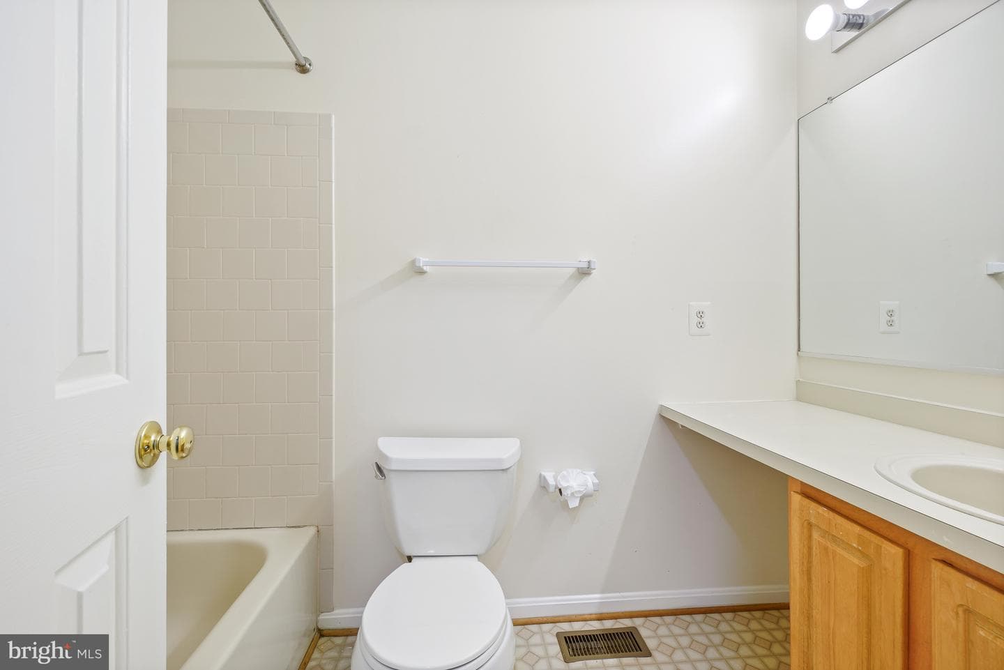 2724 Tred Avon Court photo 18