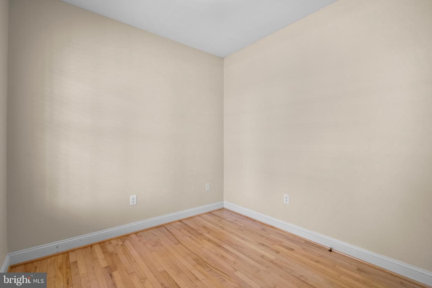 7425 Sandy Bottom Court photo 10