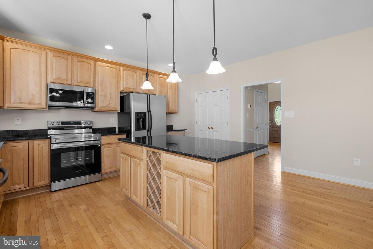 7425 Sandy Bottom Court photo 21
