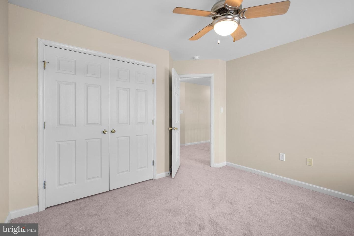 7425 Sandy Bottom Court photo 31