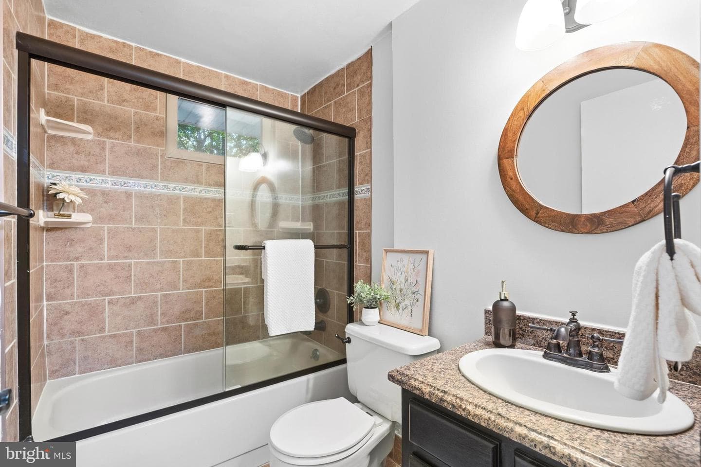 5317 Lily Court photo 37
