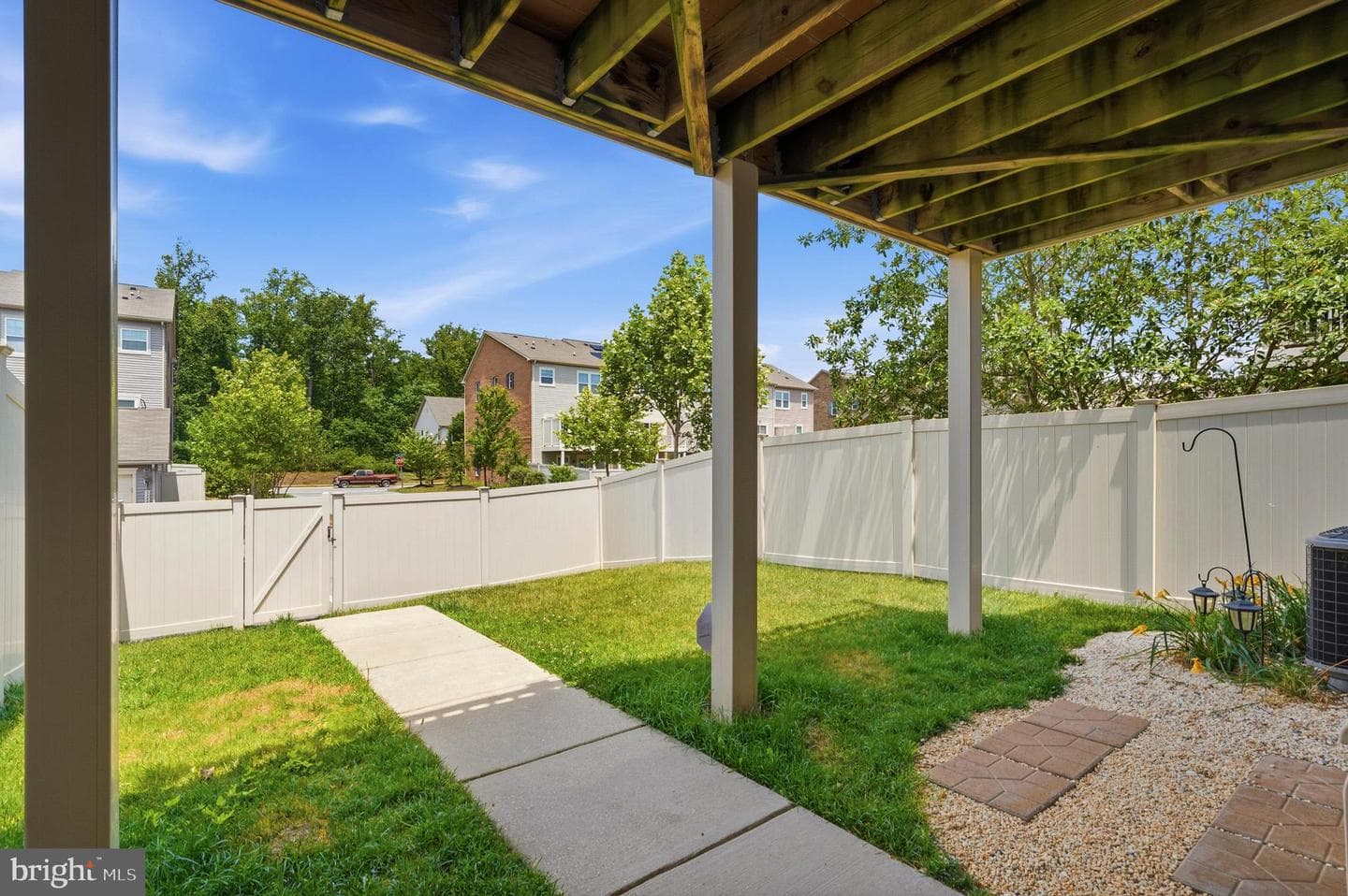 5418 Doubleday Lane photo 32