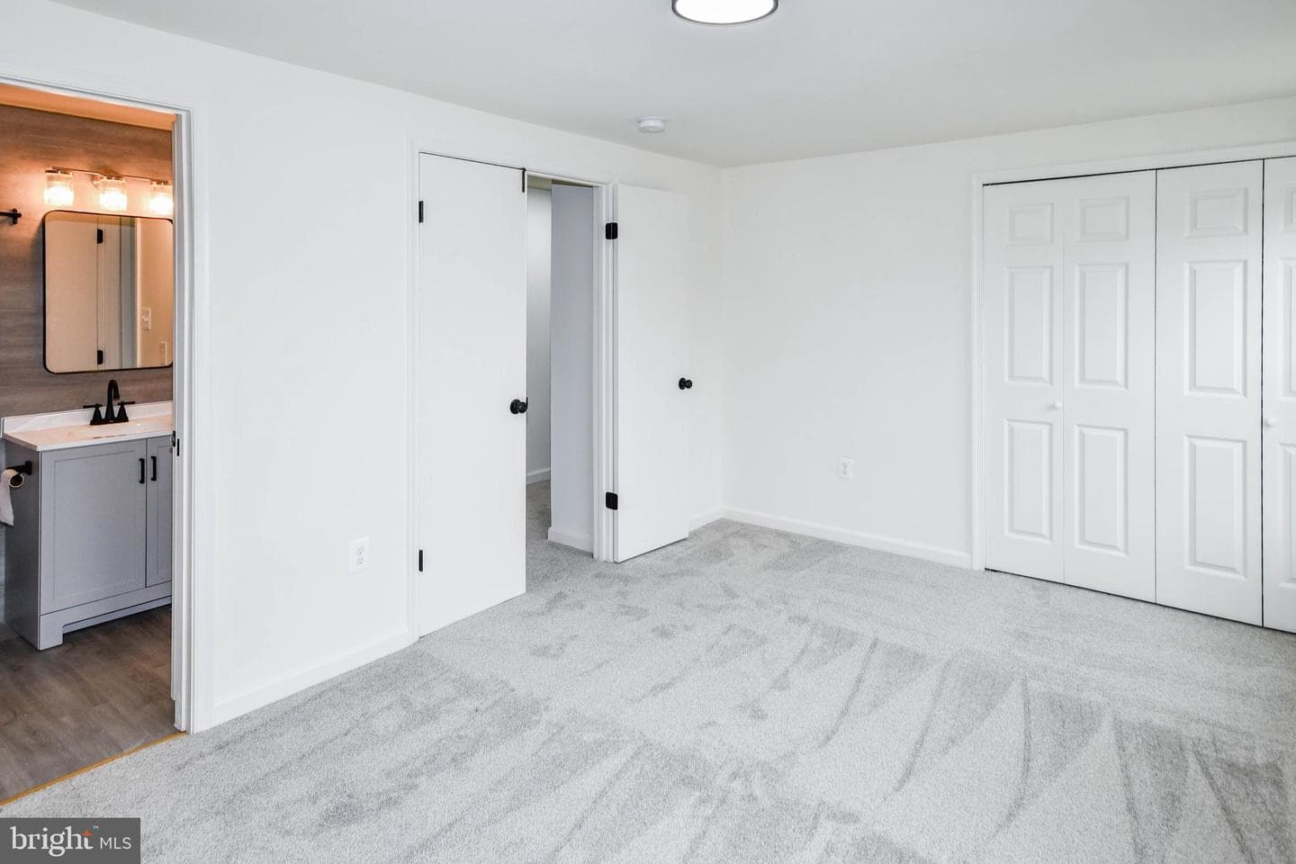 3705 Kempsford Field Place photo 18