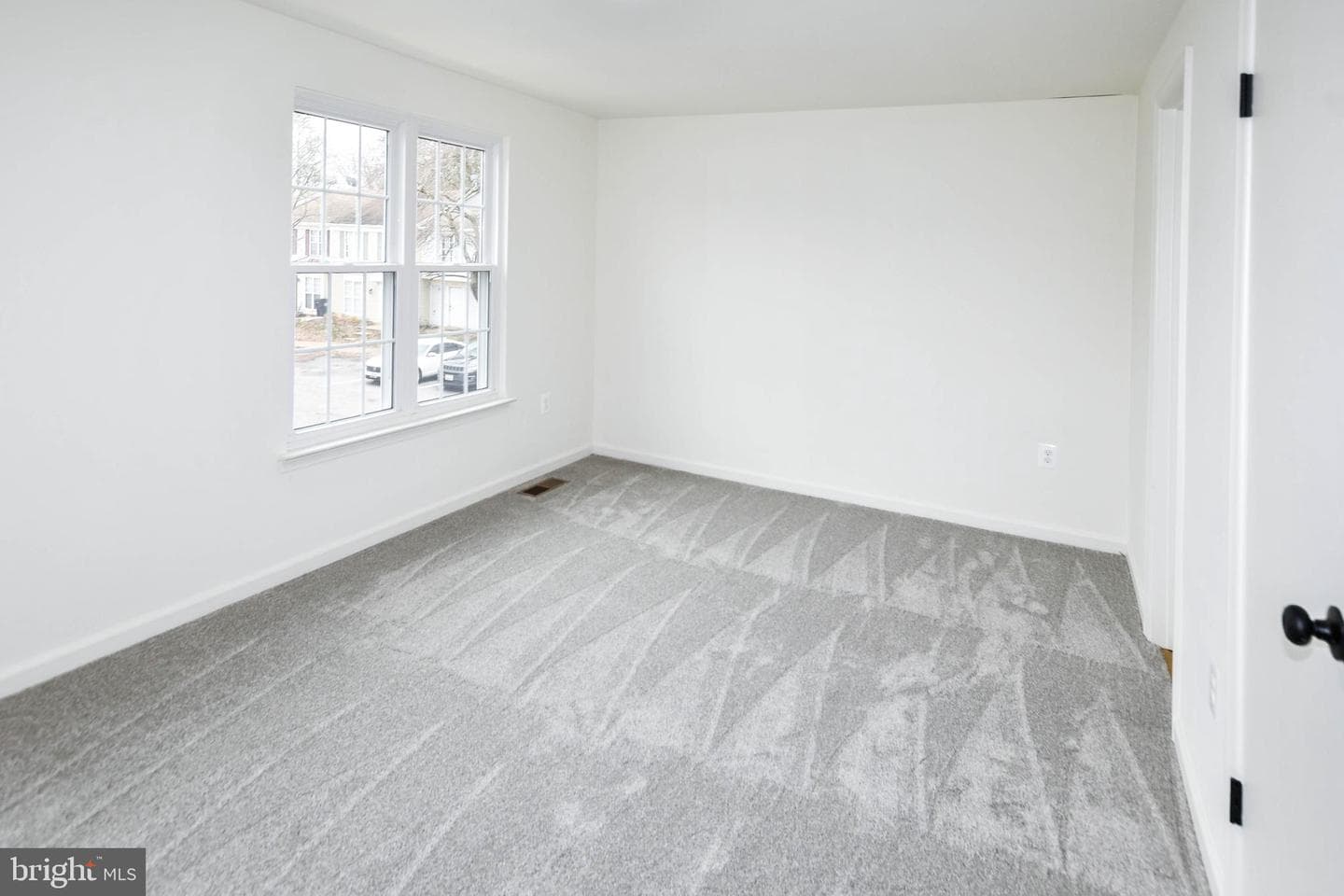 3705 Kempsford Field Place photo 22