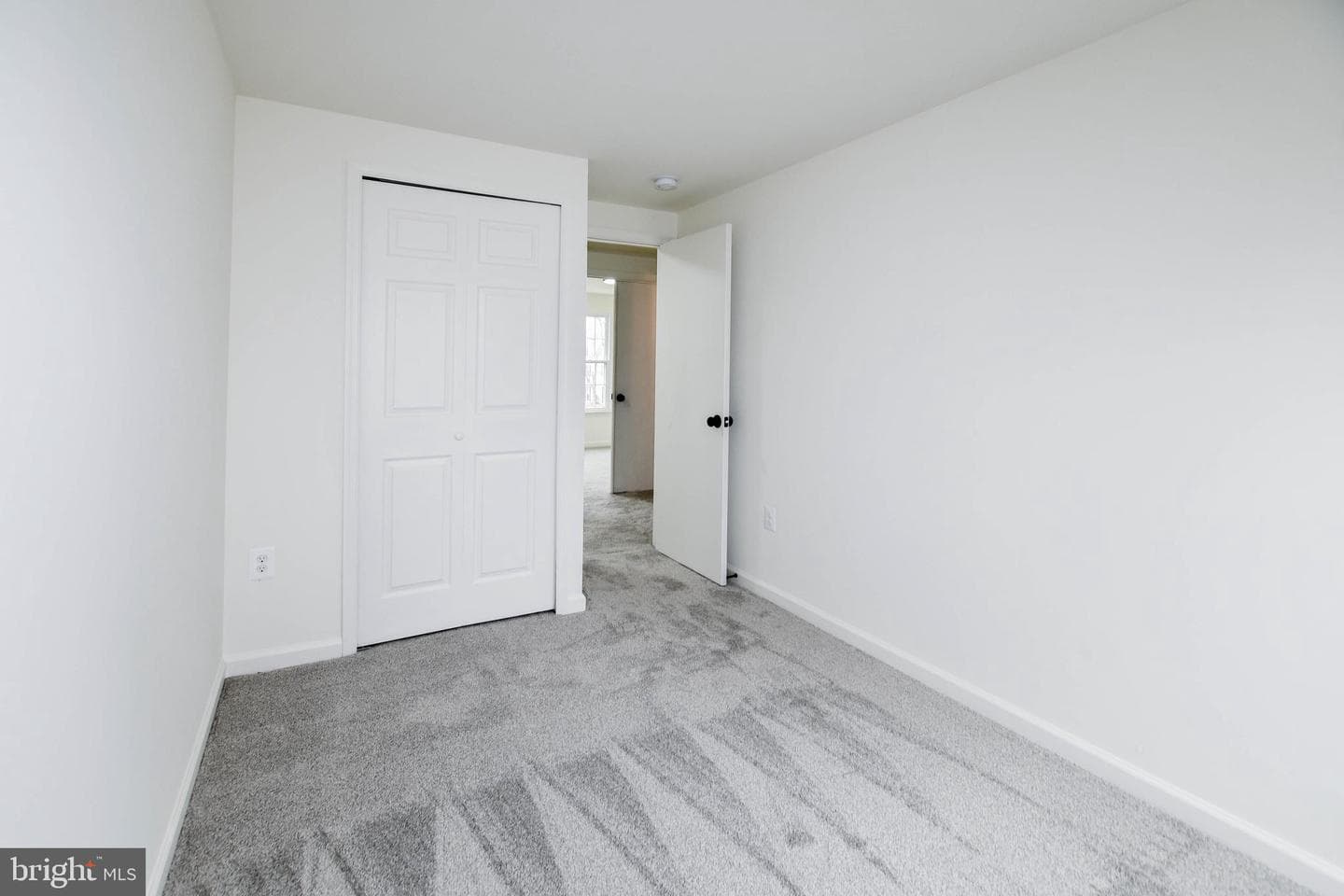 3705 Kempsford Field Place photo 23