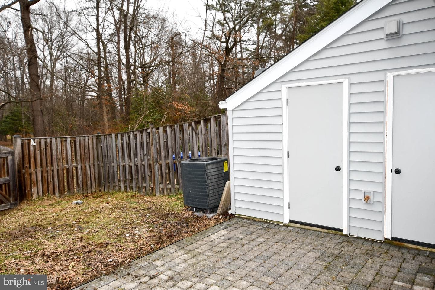3705 Kempsford Field Place photo 28