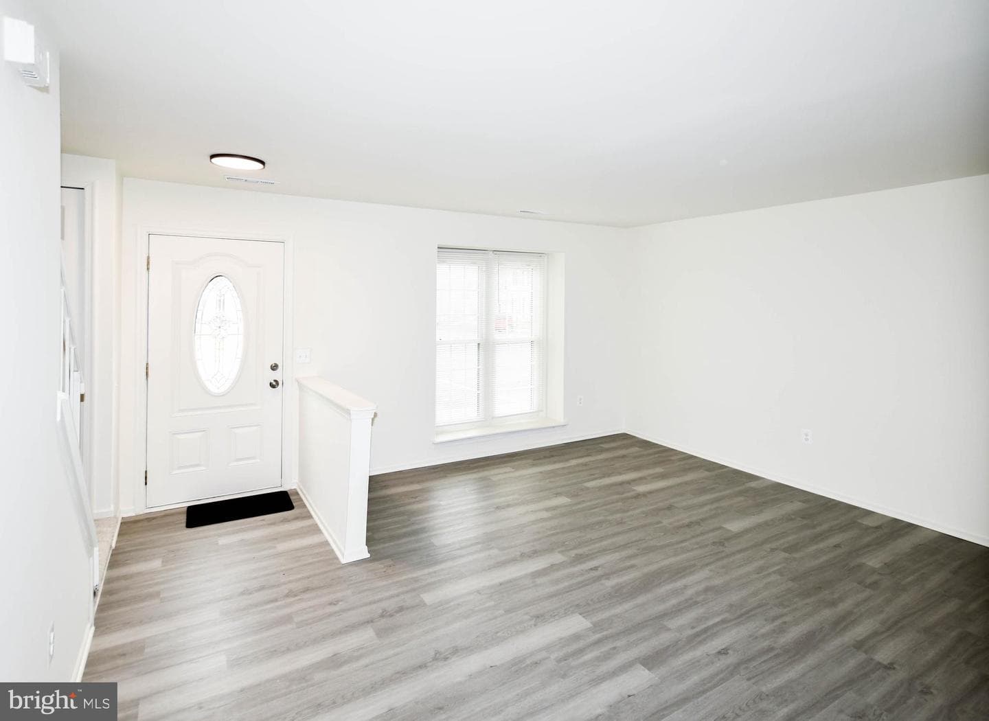 3705 Kempsford Field Place photo 3