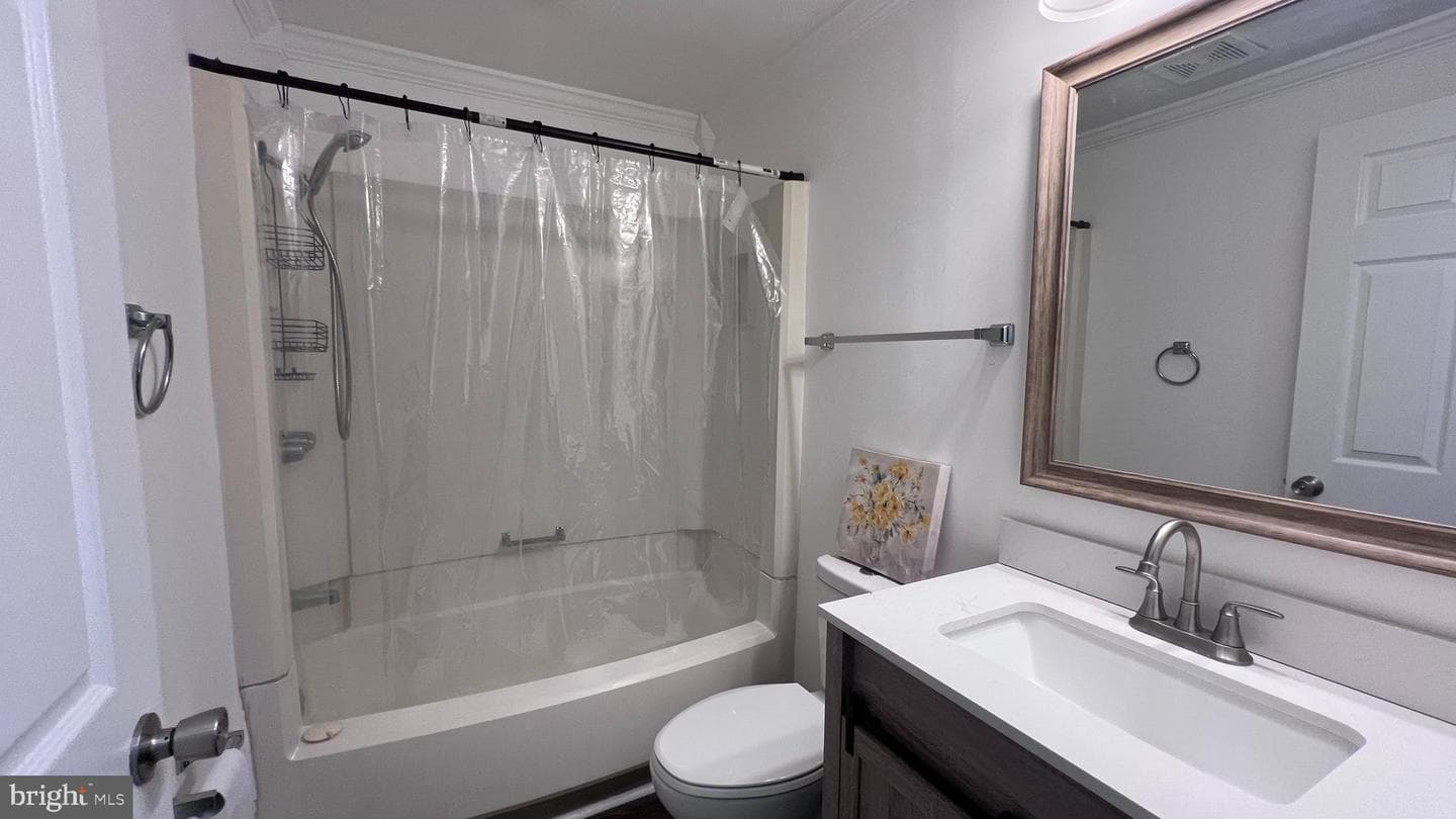 444 Patuxent Court photo 16