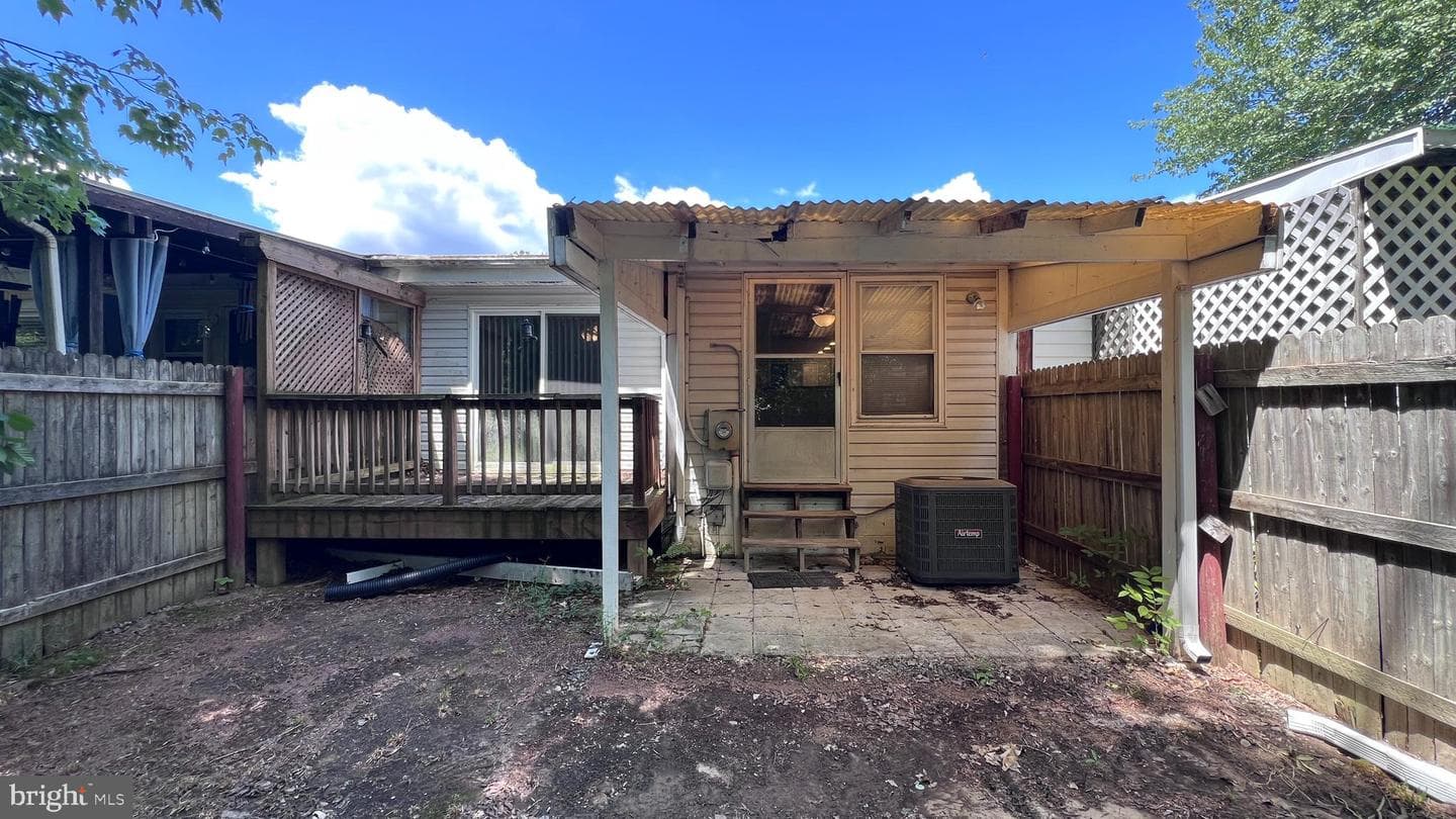 444 Patuxent Court photo 28