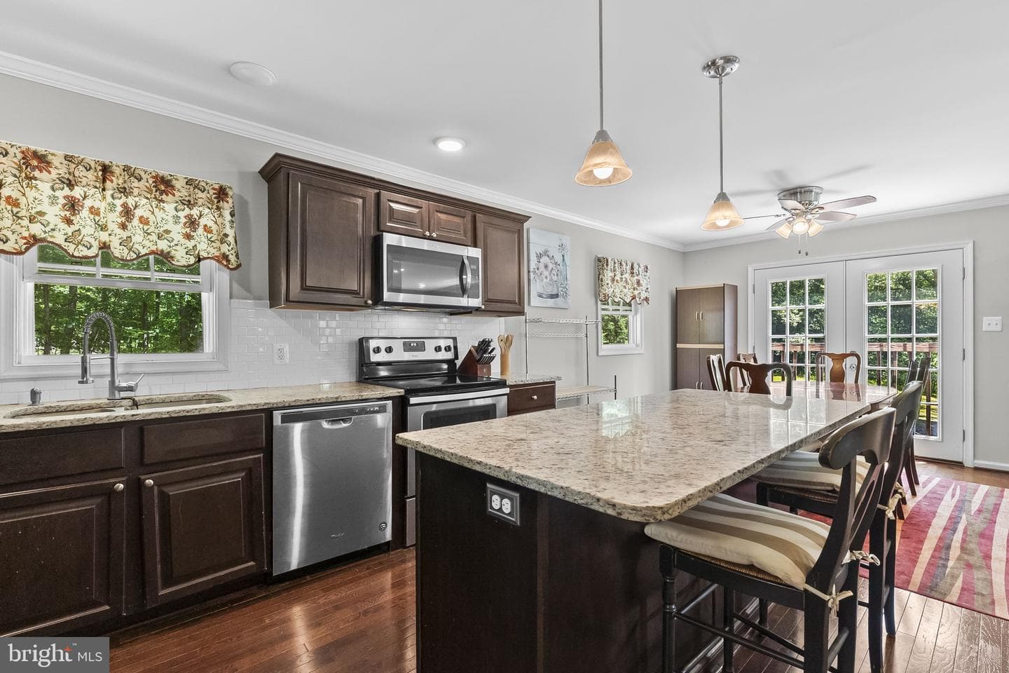 8505 Warren Drive, Pomfret