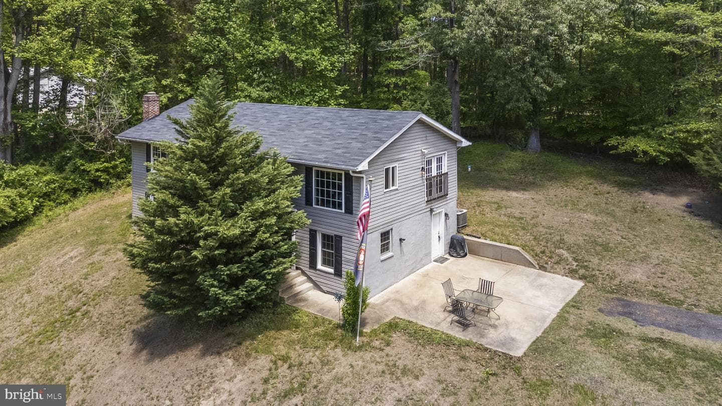 8505 Warren Drive photo 38
