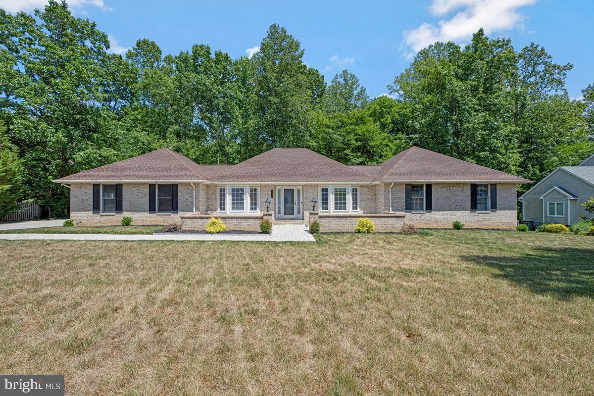 1010 Wales Drive, La Plata