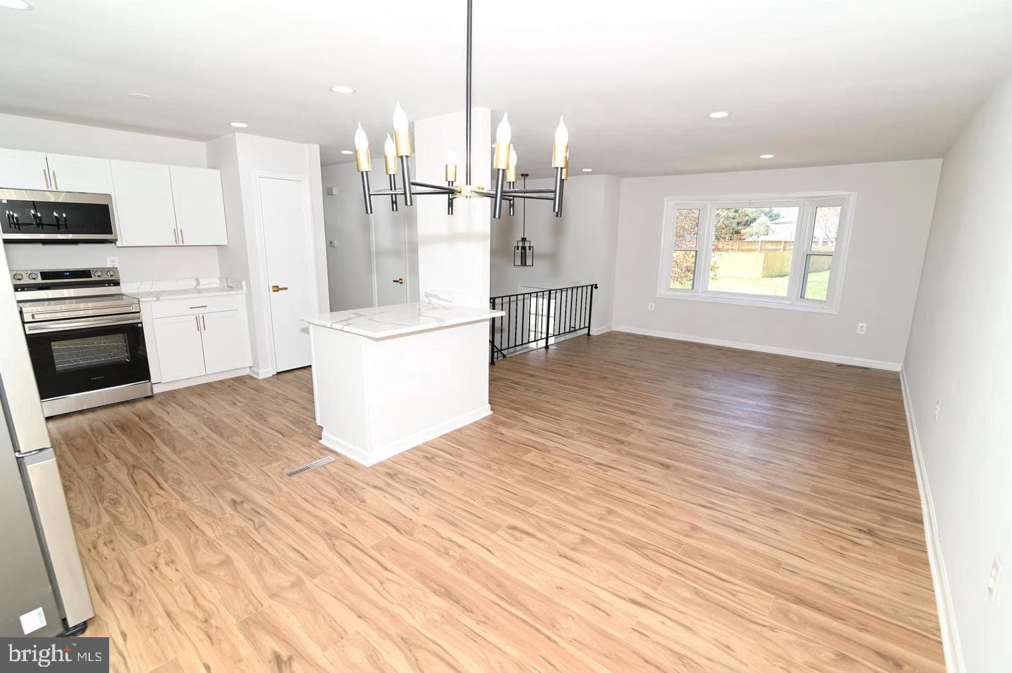 2124 Bell Tree Lane photo 7