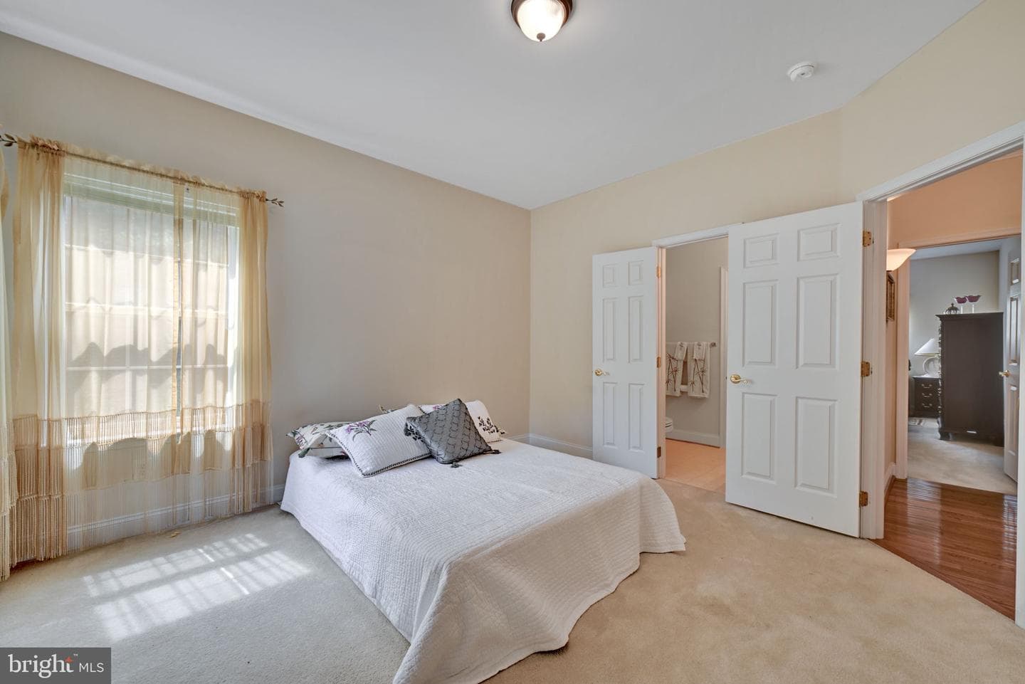 7980 Norwich Court photo 22
