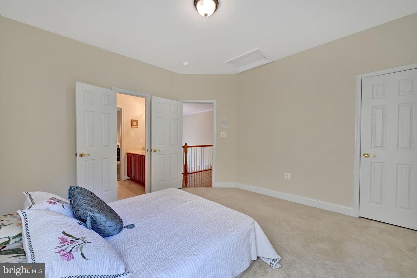 7980 Norwich Court photo 23