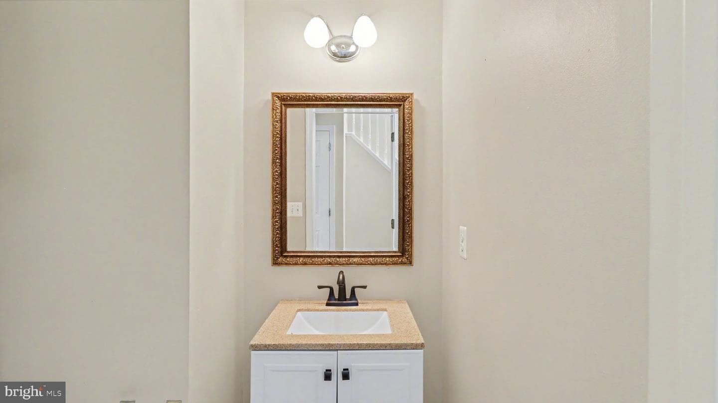101 Powhatan Court photo 27