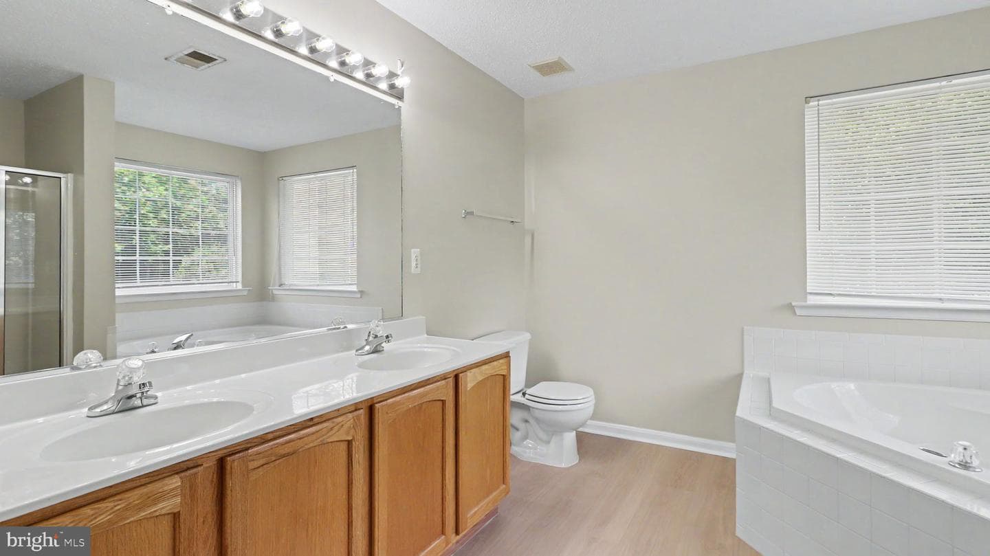 101 Powhatan Court photo 35