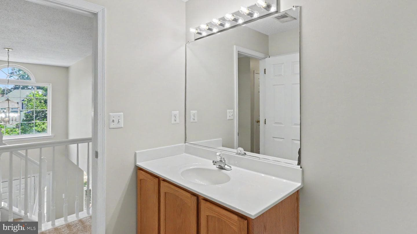 101 Powhatan Court photo 45