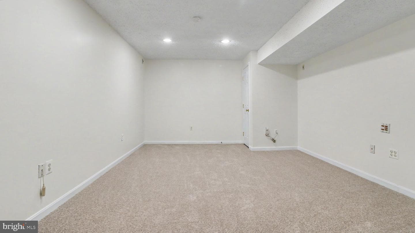 101 Powhatan Court photo 64