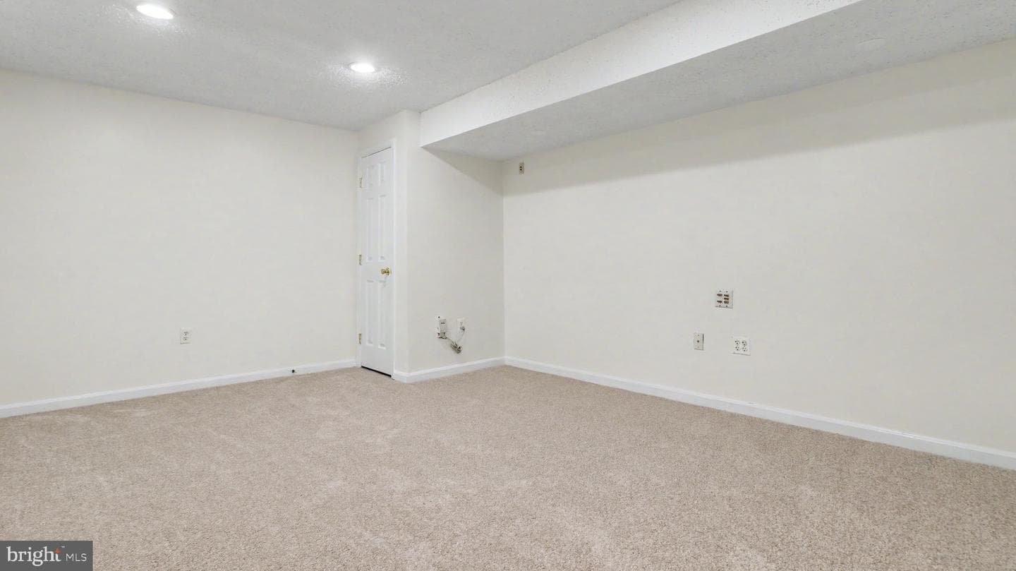 101 Powhatan Court photo 65