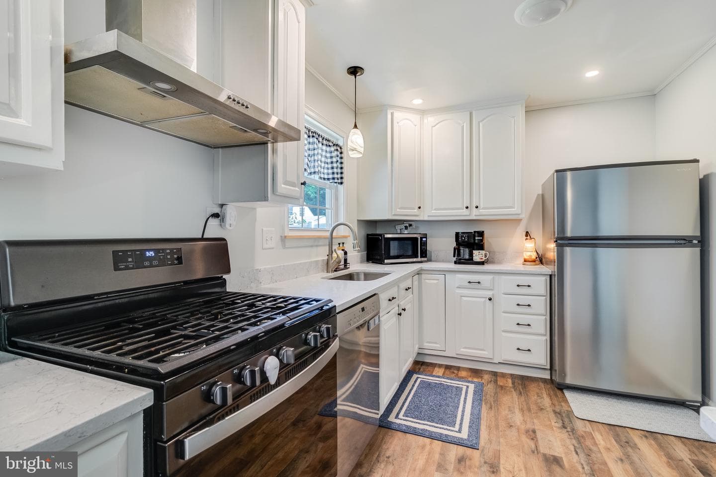 812 Stone Avenue photo 10