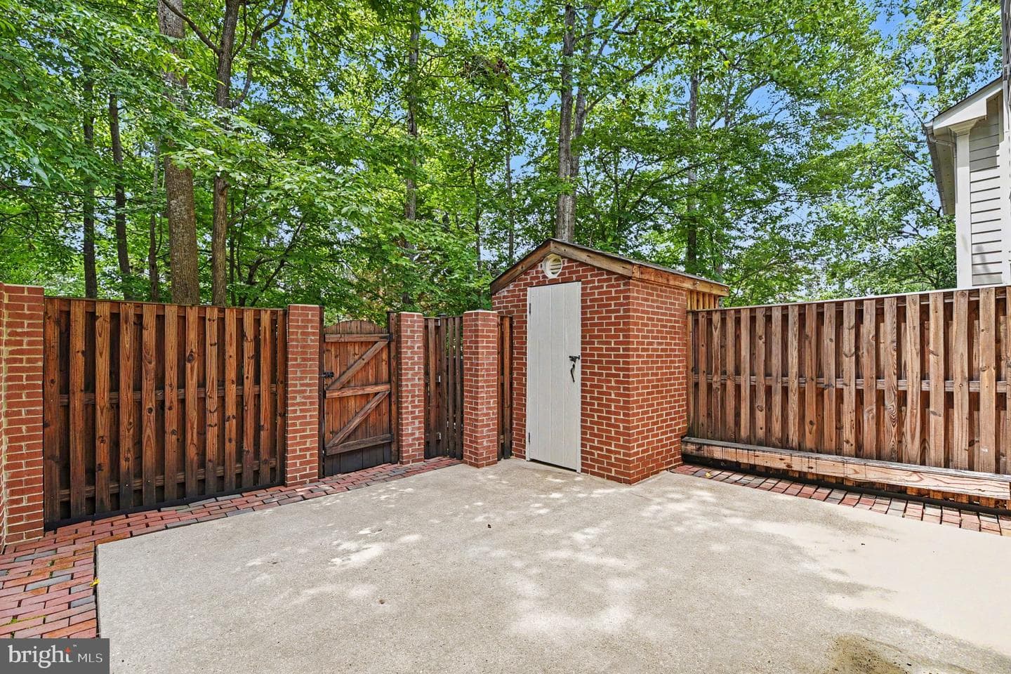 536 Quince Court photo 30