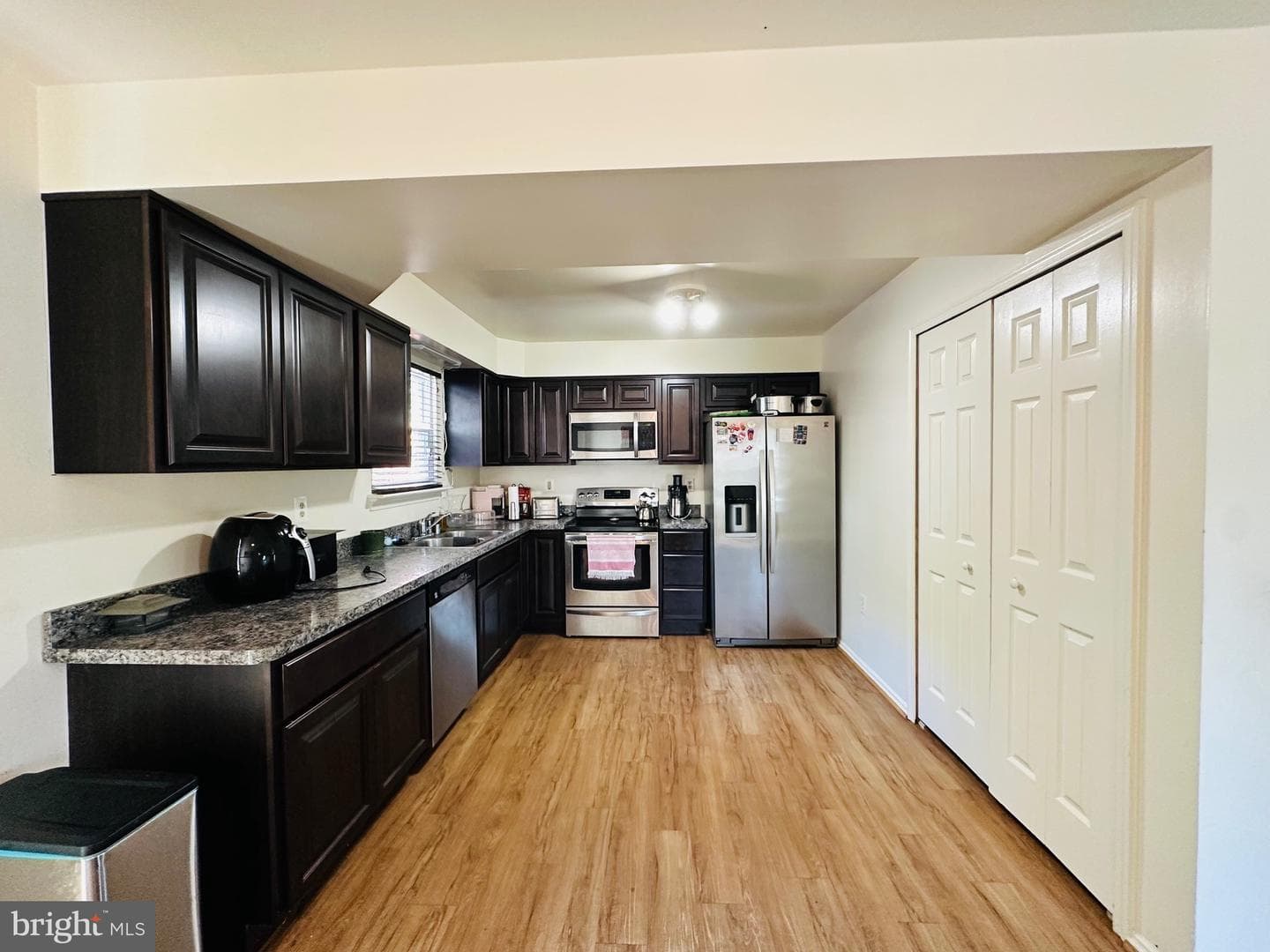 3433 Azalea Place photo 14