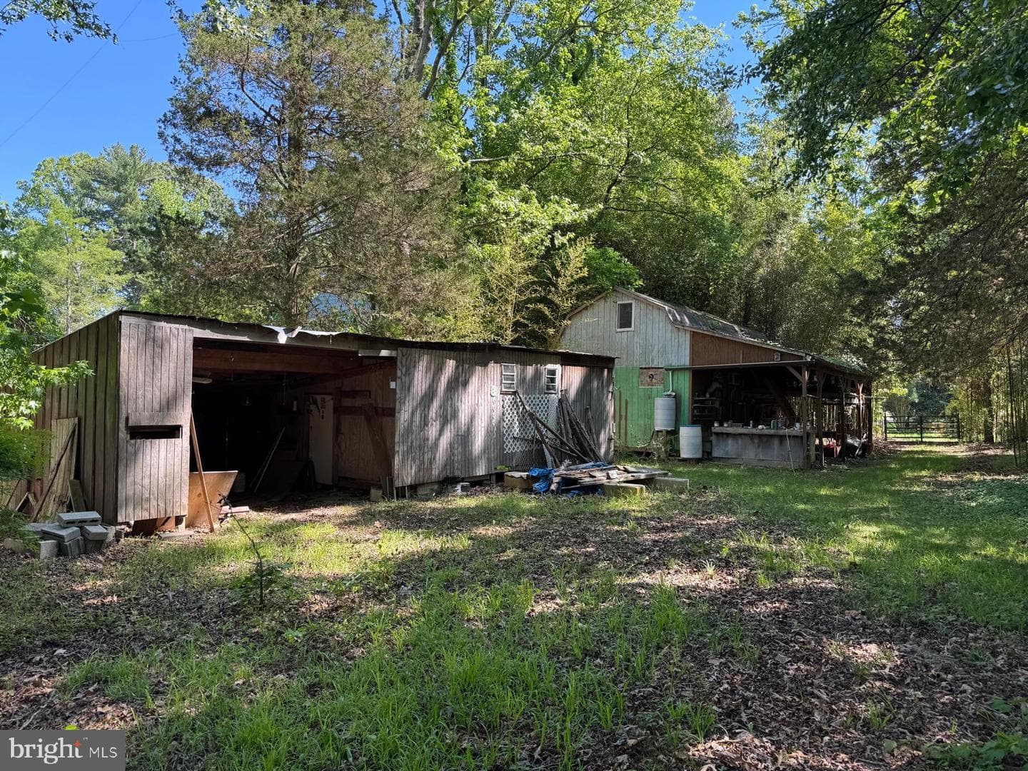 9545 Moores Point Place photo 11