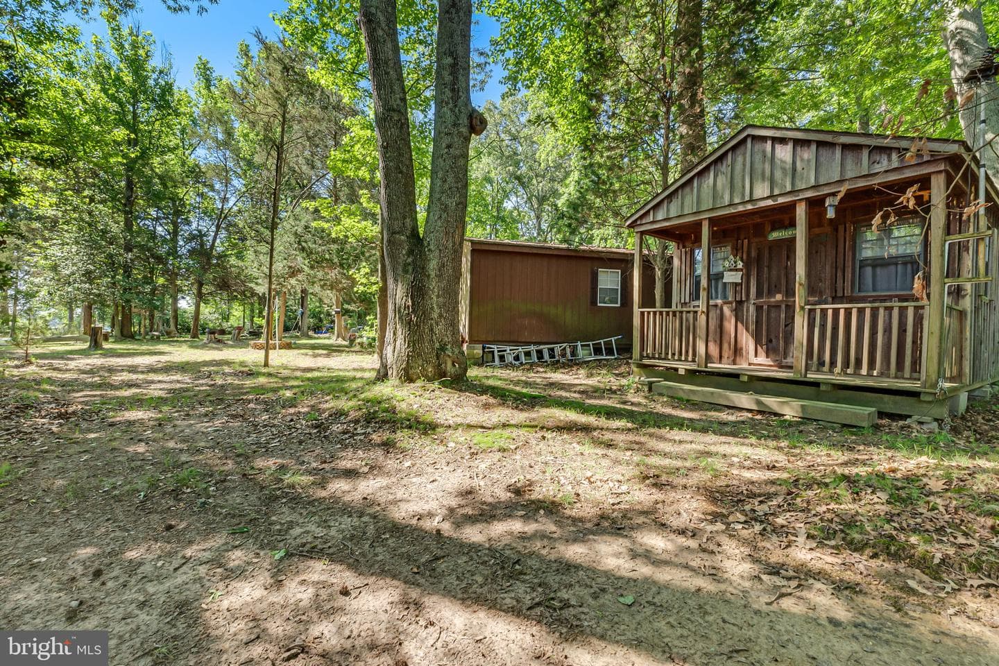 9545 Moores Point Place photo 9