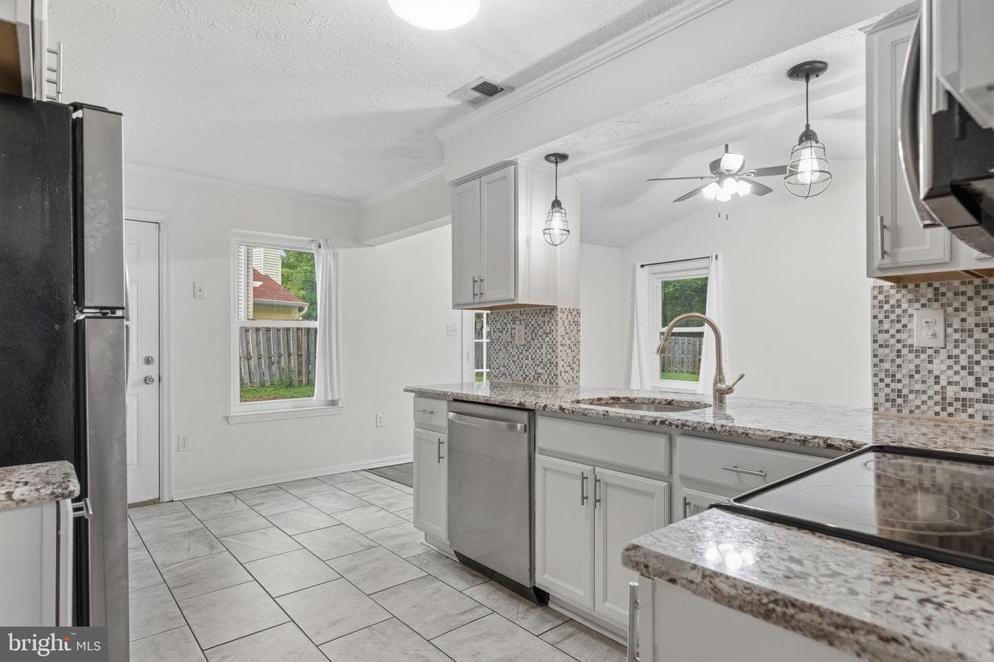 4060 Cottontop Ct photo 10