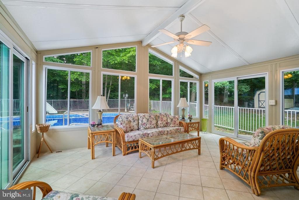 105 Cornwall Court photo 7