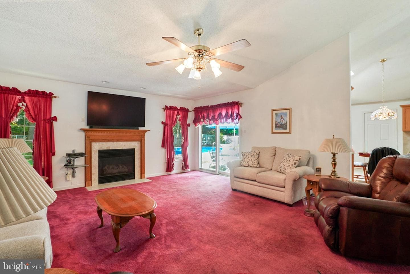 105 Cornwall Court photo 9