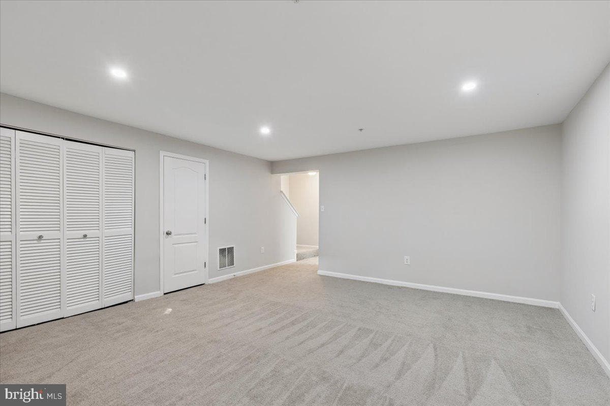 2577 Bolinbrook Court photo 23
