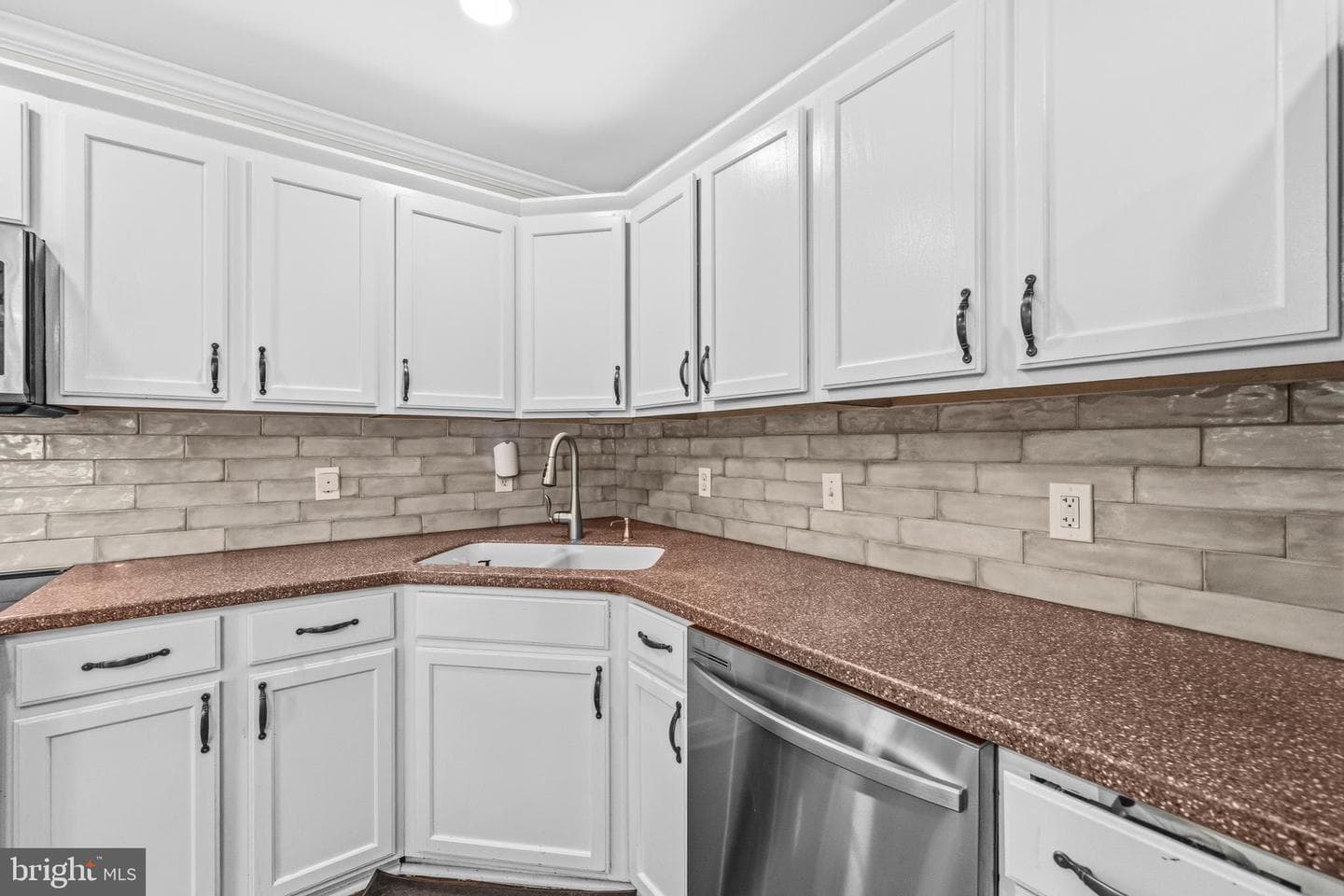 5131 New Stead Court photo 14