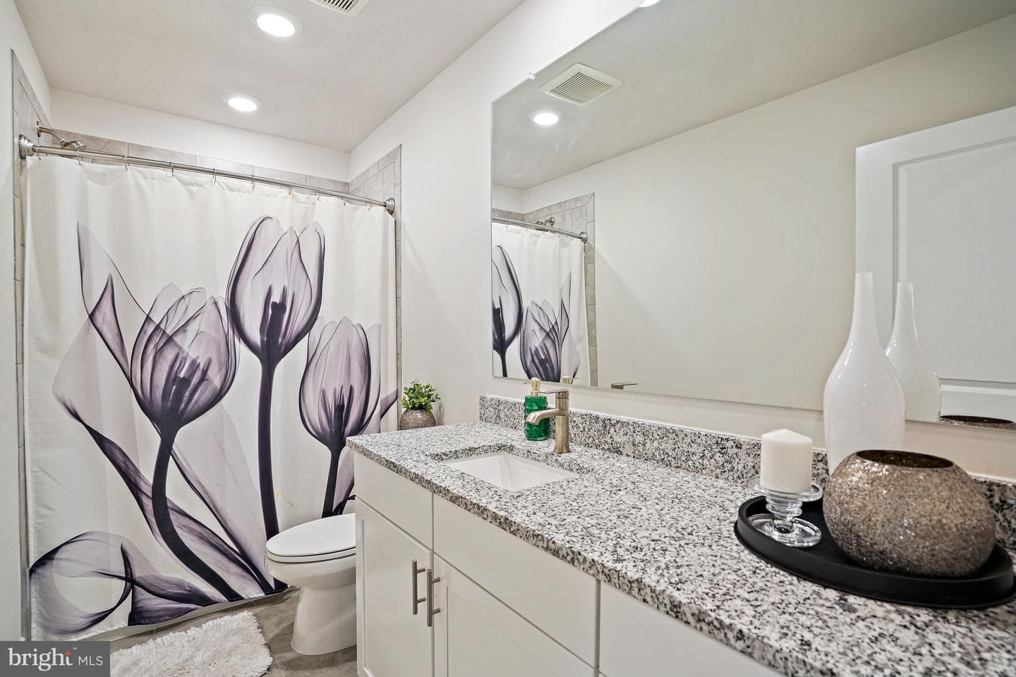 3057 Perthshire Place photo 24
