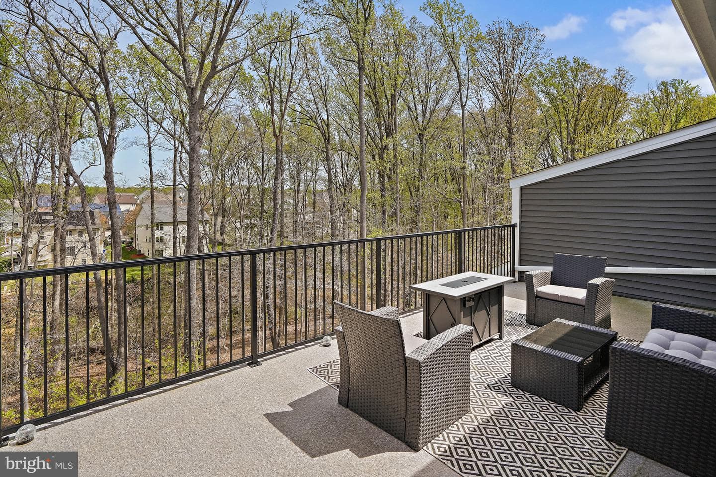 3057 Perthshire Place photo 37