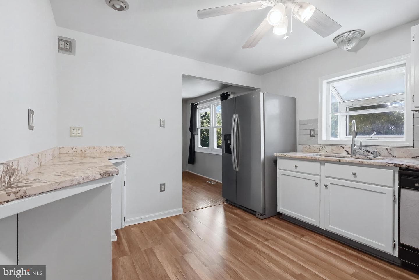 5418 Lucy Drive photo 8