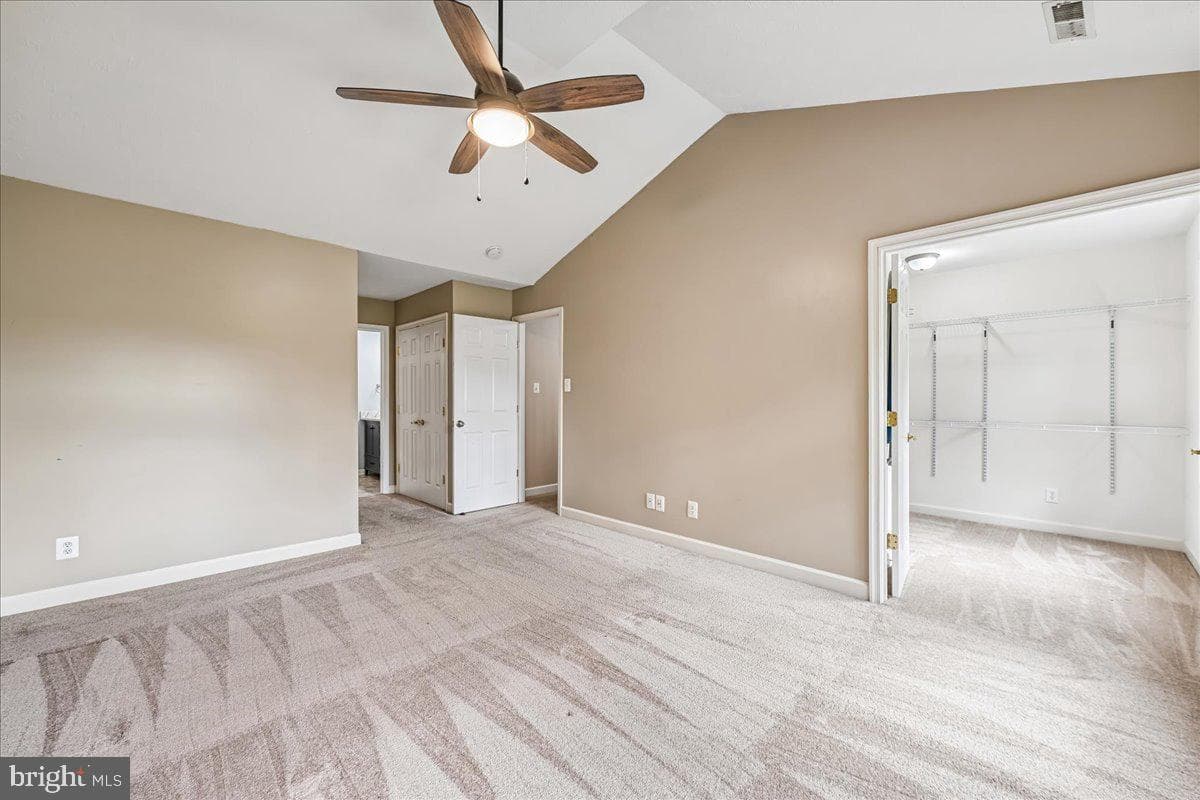 16956 Rivers Reach Lane photo 34