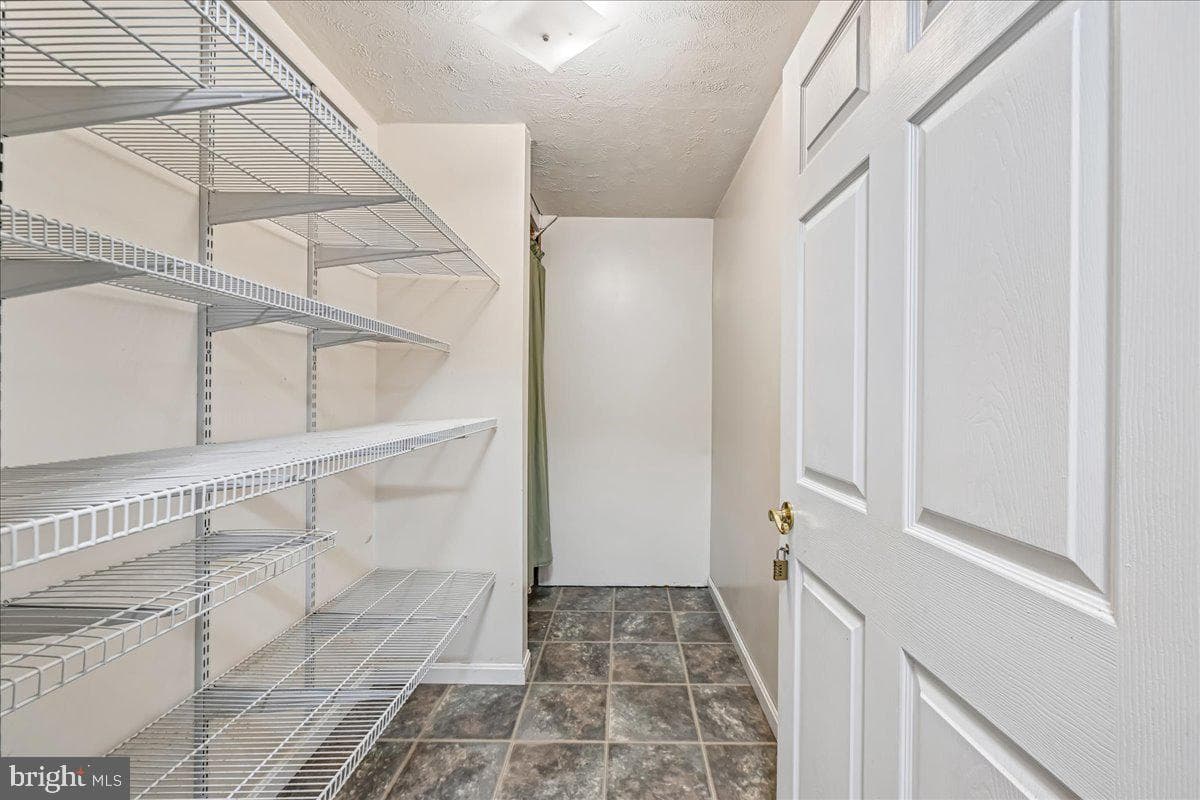 16956 Rivers Reach Lane photo 55