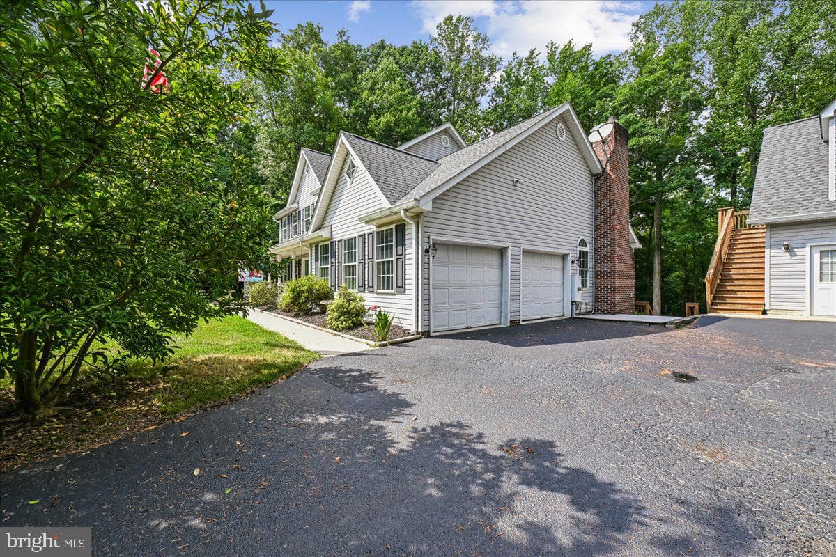 16956 Rivers Reach Lane photo 7