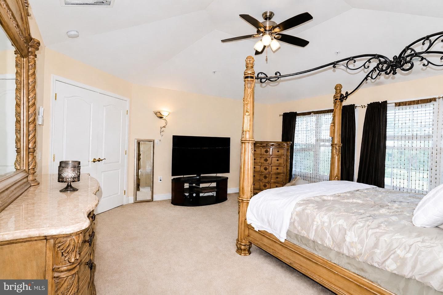 3368 Kilburn Court photo 19