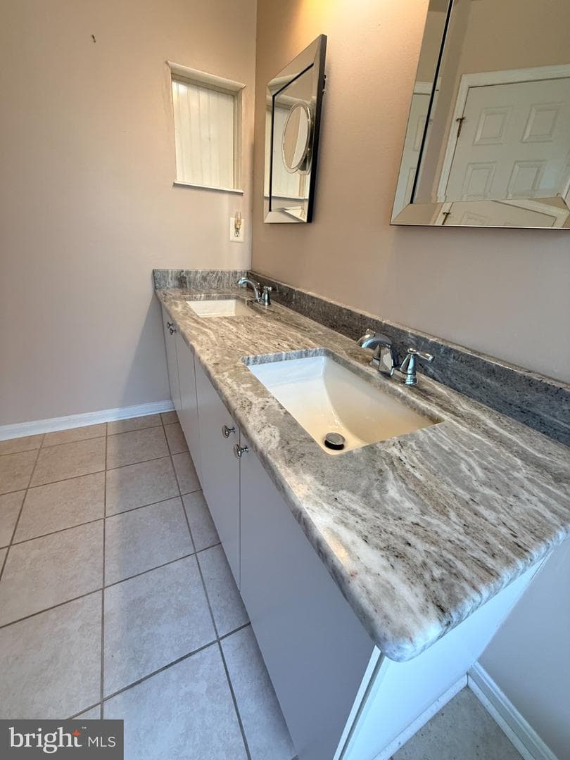 3713 Midlothian Place photo 24
