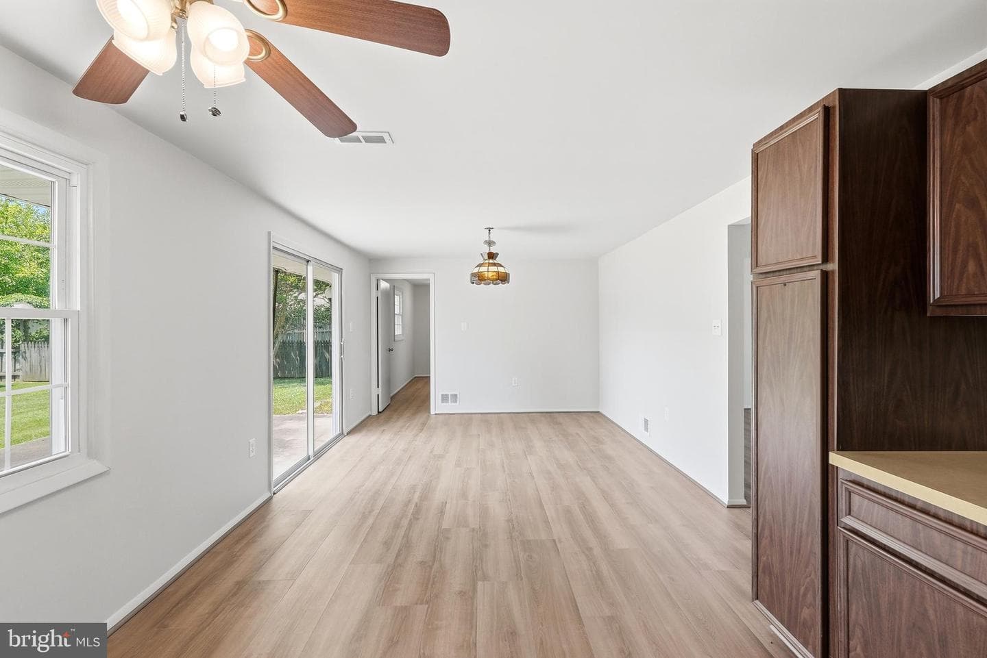 5509 Jeffrey Circle photo 14