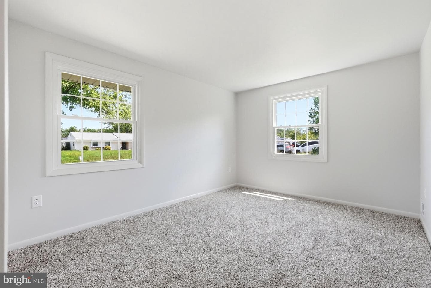 5509 Jeffrey Circle photo 16