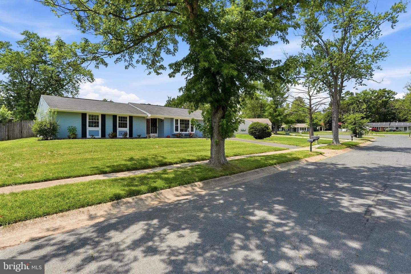 5509 Jeffrey Circle photo 29